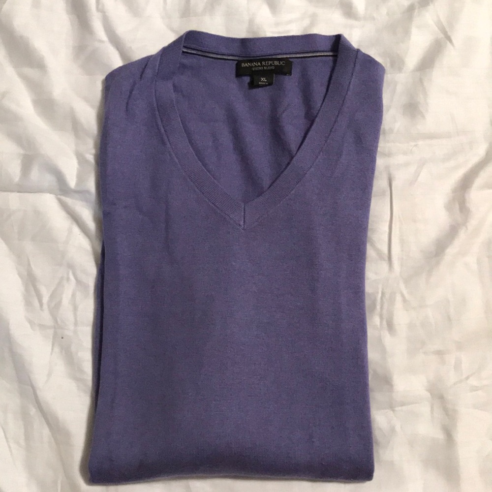 Banana Republic purple v-neck sweater